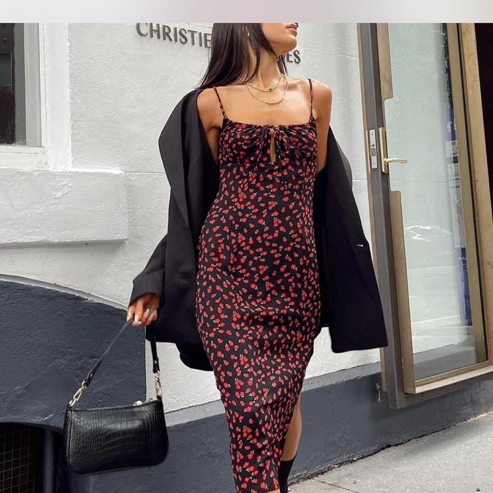 Chic Black & Red Floral Slip Dress
